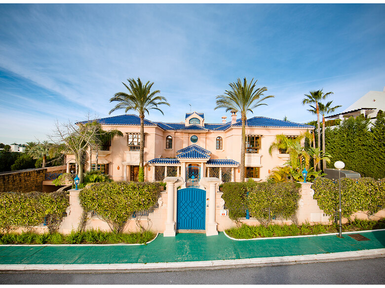 House for sale in Nueva Andalucia, Marbella view