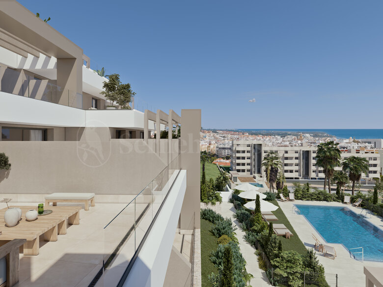 Apartamento Boutique con Jardín y Vistas al Mar en Las Mesas, Estepona