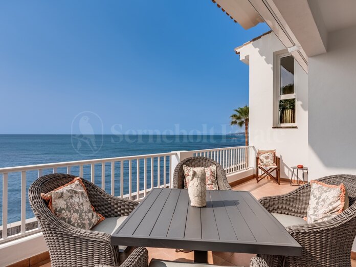 Despierta al sonido de las olas – Tu hogar de sueños junto al mar