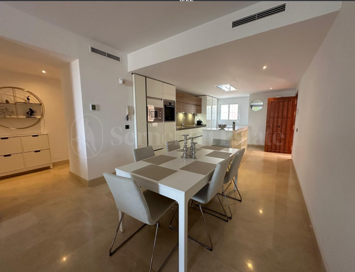 Apartment for sale in Nueva Andalucia, Marbella view