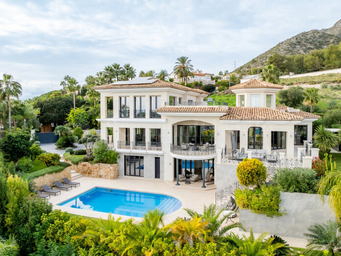 Villa in Sierra Blanca