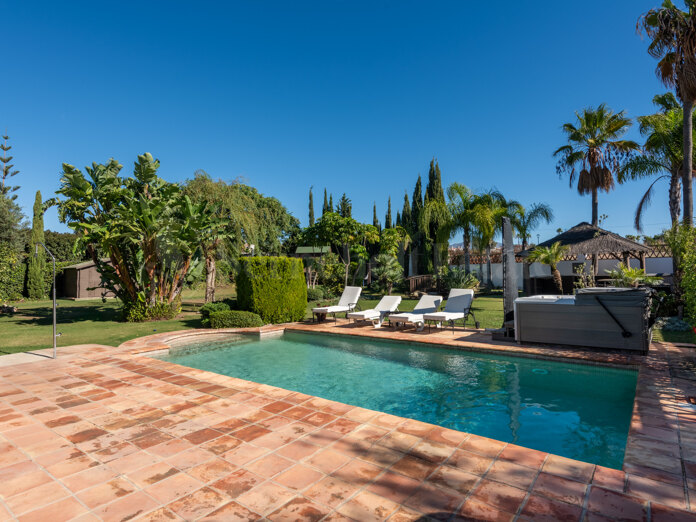 Villa, 5 sovrum, Bel Air, pool, Estepona