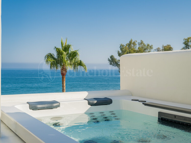 Penthouse, Estepona, front line, beachfront, sea views, 3 bedrooms, New Golden Mile