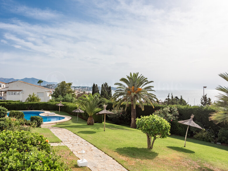 2-Bedroom Apartment with Sea Views in Torrenueva – Costa del Sol