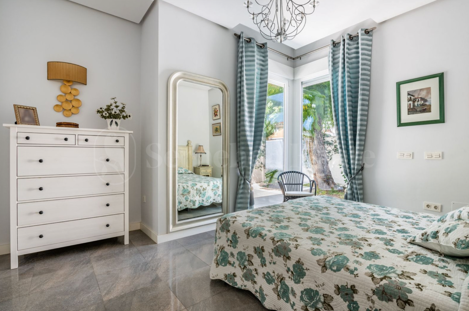 House for sale in Marbella view