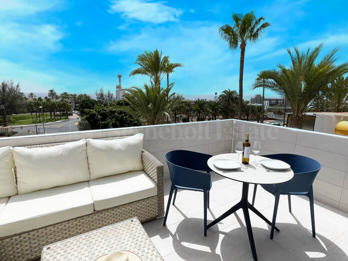 Monte Rojo, San Agustín – Amplio apartamento con vistas panorámicas al mar