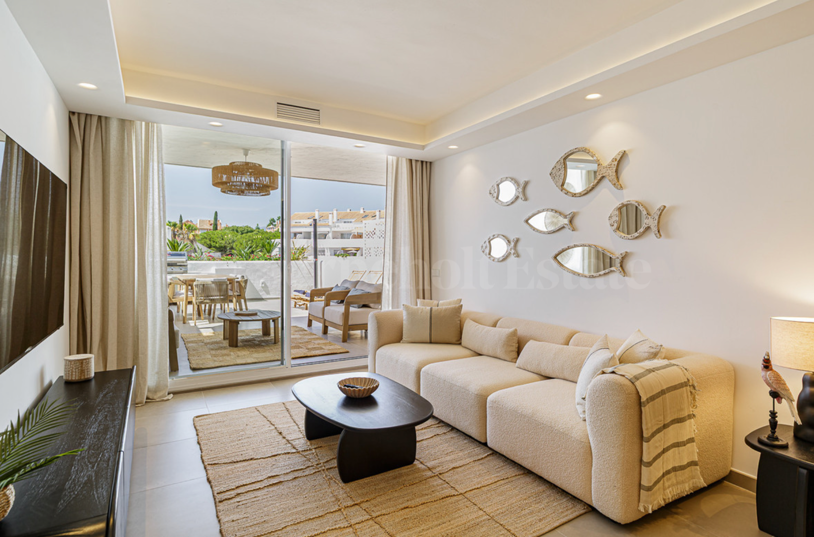 Apartment for sale in Nueva Andalucia, Marbella view