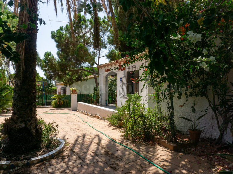 Chalet en Punta Prima a pocos minutos de la playa.