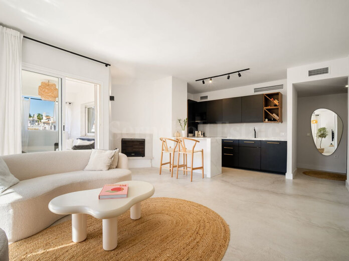 Refined 3-Bedroom Apartment Near Puerto Banús