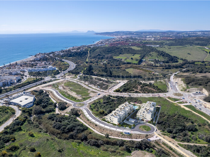 Ny utveckling, nytt projekt, lägenheter, helt nya, Estepona, pool, urbanisering, strand.