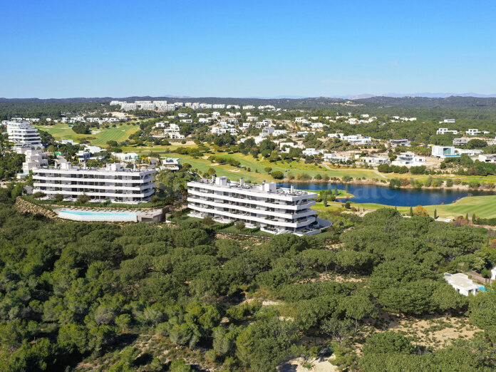 Madroño Las Colinas Golf Resort: Luxury accommodation at famous golf course