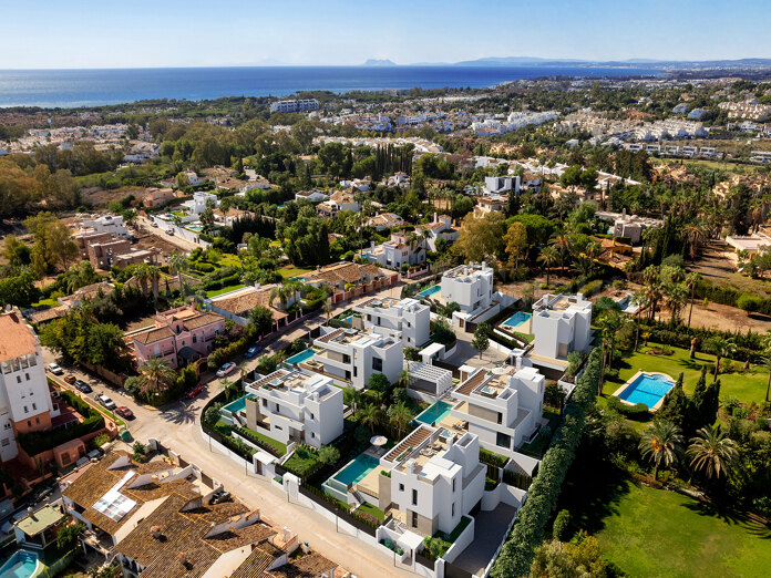 Neubauanlage in Atalaya, Estepona Ost