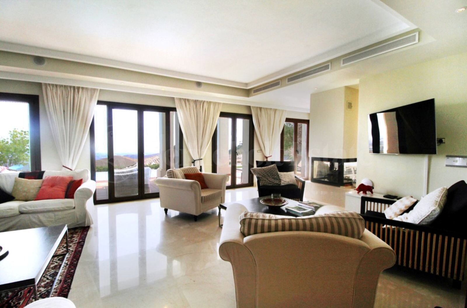 House for sale in Benahavis, Benahavís view