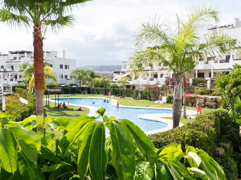 Apartamento, terraza, piscina, golf, 2 dormitorios, Estepona, La Resina, Selwo.