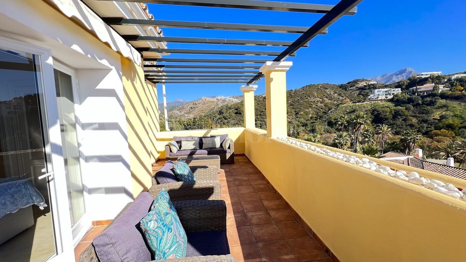 Apartment for sale in La Quinta, Benahavís view