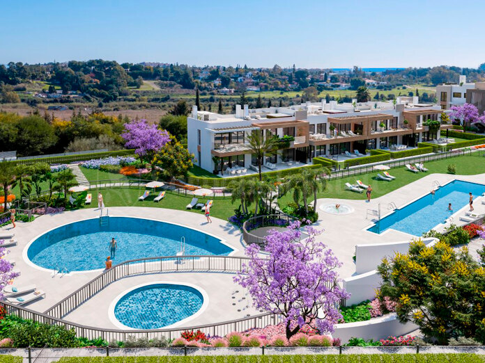 Ny utveckling med omfattande terrasser och gångavstånd till faciliteter i Estepona New Golden Mile.