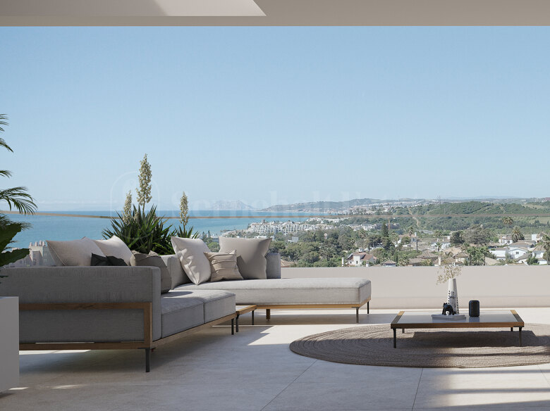 Stylish 2-Bedroom Apartment with Dual Terraces in Estepona