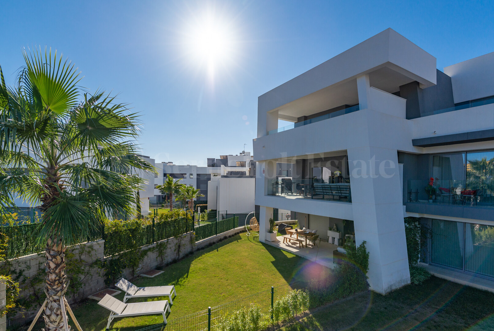 Apartment for sale in Estepona view