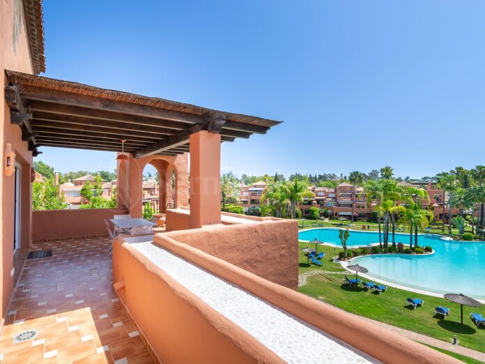 Ático en Guadalmina Baja