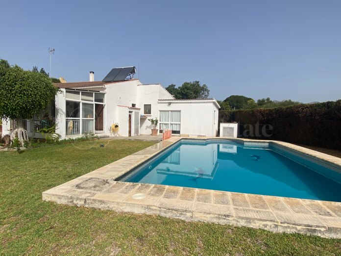 Villa zu verkaufen in El Velerin, Estepona Ost
