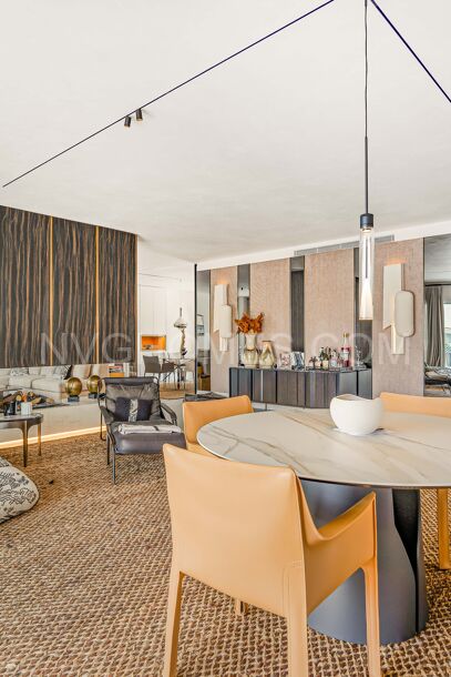 Duplex penthouse