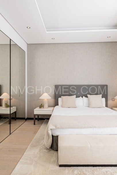 Luxury Six-Bedroom Villa