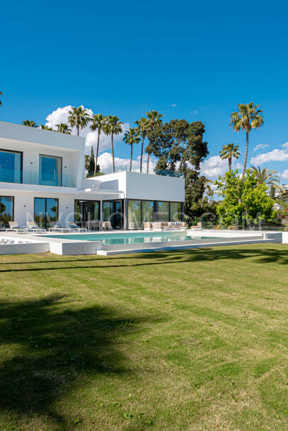 Villa Miura