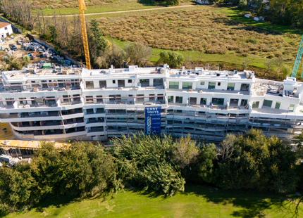 Breeze is a spectacular project of 34 amazing apartments and penthouses, located in front line golf in Marbella