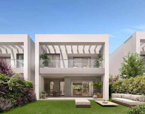 New build townhouses in Elviria Beach, Marbella