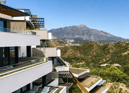 Fantastic complex of 3 and 4 bedroom apartments with panoramic sea views over the Golf Valley