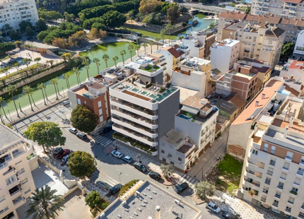 Milabeka, an exclusive boutique development of 10 contemporary residences just 200 metres from the beach in Málaga.