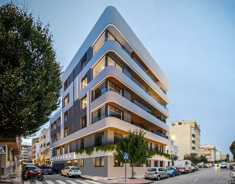 Milabeka, exclusiva promoción boutique de 10 viviendas contemporáneas a 200 metros de la playa, en una de las zonas con mayor proyección de Málaga.