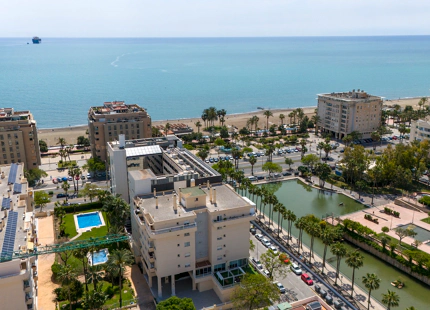 Milabeka, an exclusive boutique development of 10 contemporary residences just 200 metres from the beach in Málaga.
