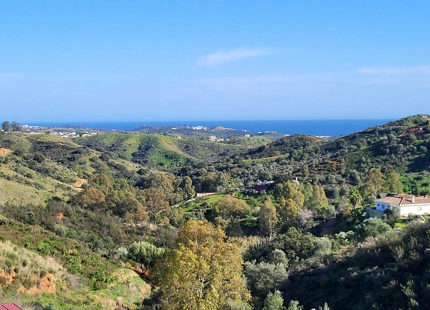 EN VENTA - La Reserva de la Cala Golf: Villas contemporáneas de nueva construcción y parcelas con vistas al mar en Mijas Costa