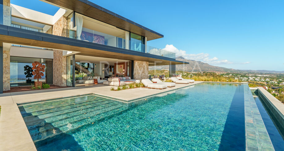 Nieuwe architectonische meesterwerk in El Herrojo Alto, La Quinta, Benahavís