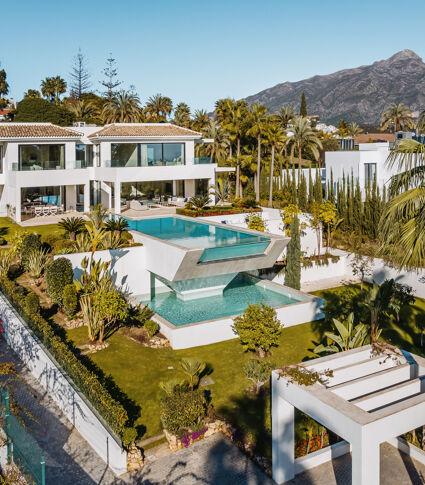 Villa Aurora - Fantastisk modern lyxvilla på beställning i La Cerquilla, Nueva Andalucía