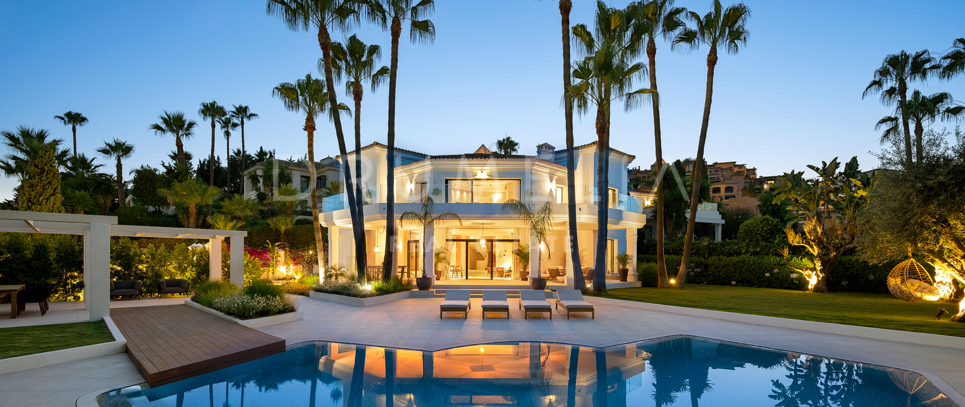 Beautiful and stylish renovated luxury villa for sale in La Cerquilla, Nueva Andalucia, Marbella