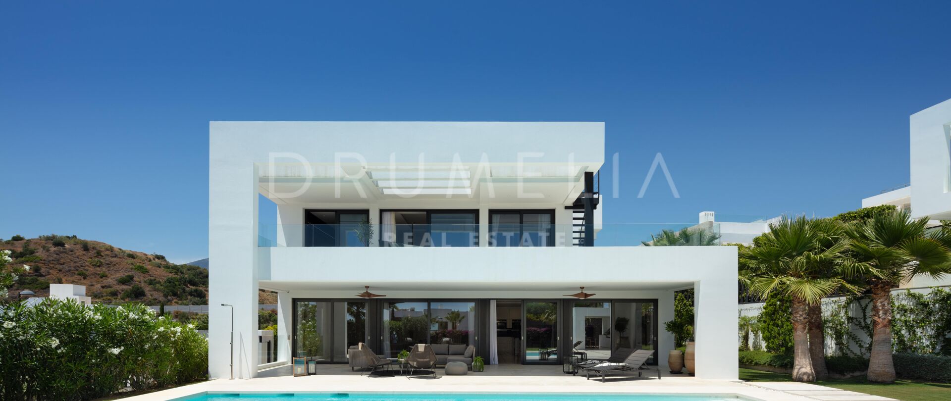 Los Olivos 10 - Ny magnifik modern villa i exklusiva Los Olivos, Nueva Andalucia, Spanien