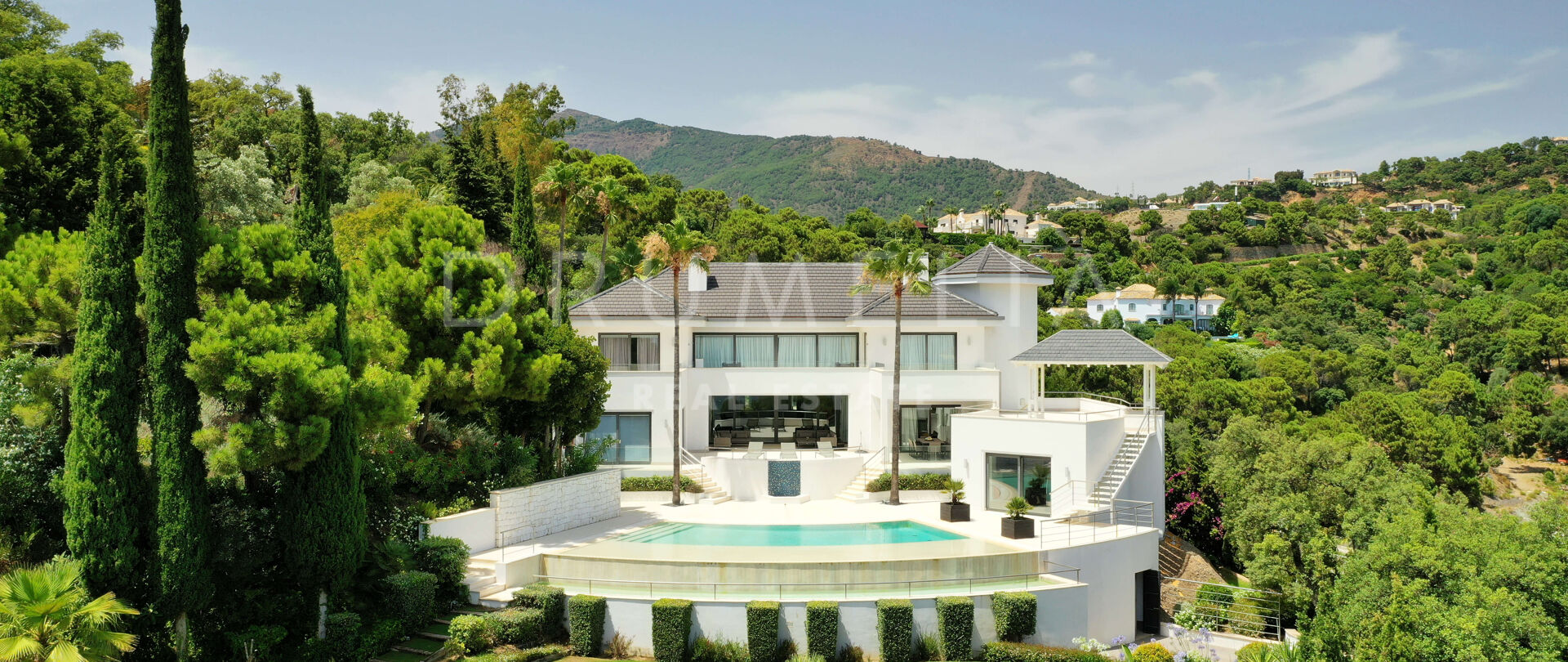 Imposing Luxury Grand House with Sea Views in Glorious Zagaleta, Benahavis