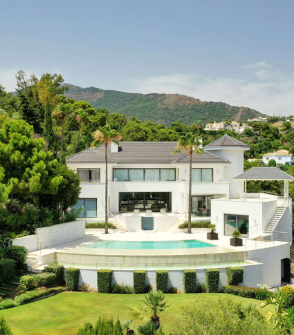 Imponente casa de lujo con vistas al mar en la gloriosa Zagaleta, Benahavís