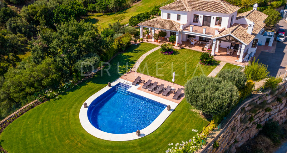 Magnificent Classy Frontline Golf Luxury House, Marbella Club Resort, Benahavis