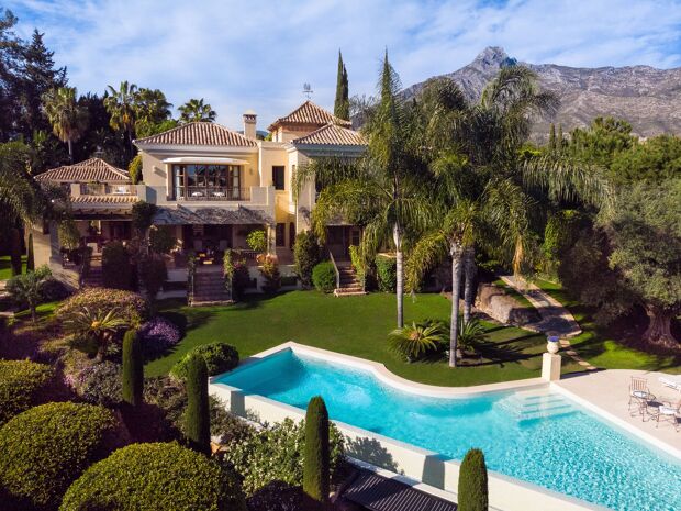 Superbe maison de luxe de style andalou à Lomas del Marbella Club, Golden Mile