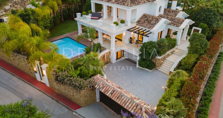 Elegant family house with views of legendary La Concha, Las Brisas, Nueva Andalucía