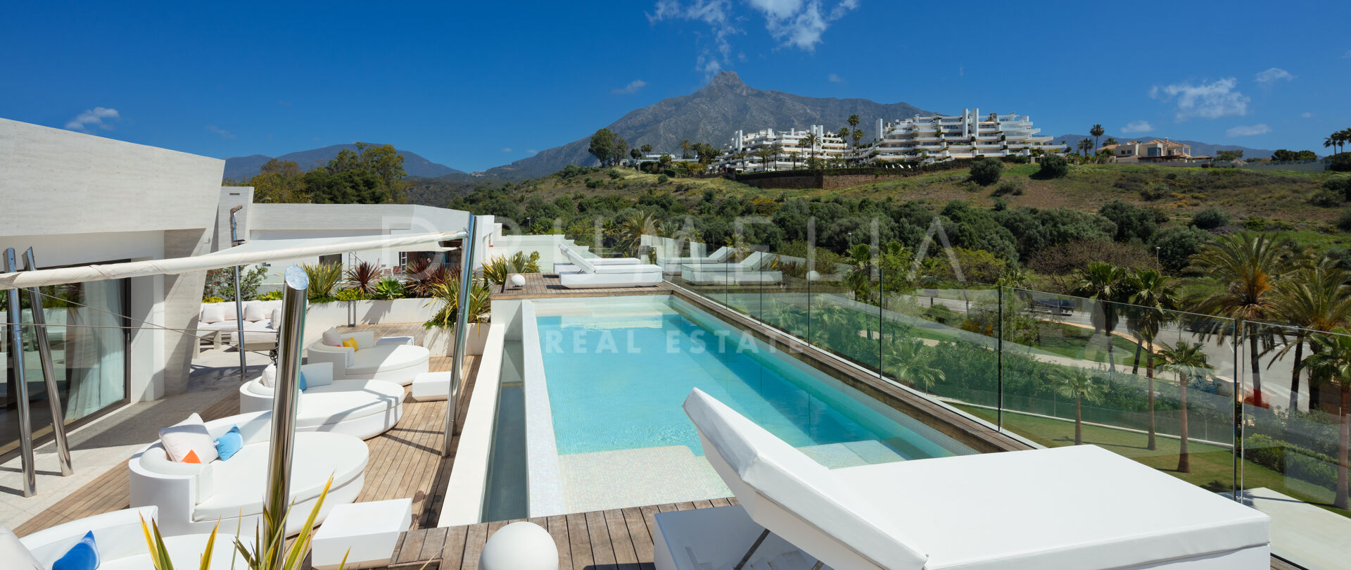 Nieuw, zorgvuldig ontworpen modern luxe penthouse, Marbella Golden Mile