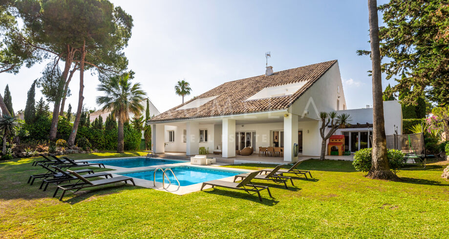 Elegante Luxusvilla am Strand, Villa Marina, fabelhaftes Puerto Banus, Marbella