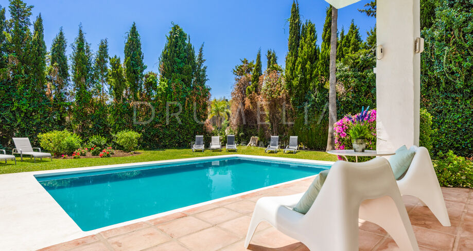 Elegante villa de lujo junto al mar y todos los servicios, Villa Marina, Puerto Banús