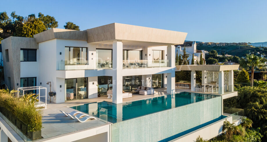 Chique Modern Luxe Huis met Wow-factor en Zeezicht, Paraiso Alto, Benahavis