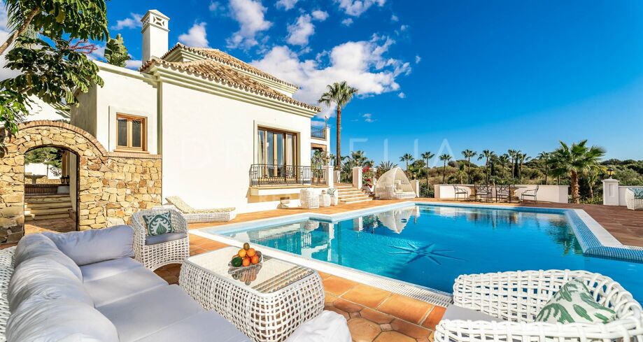 Unieke luxe Mediterrane Grote Villa in het mooie El Paraiso Alto, Benahavis