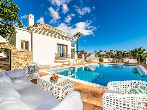 Unique Luxury Mediterranean Grand House in Beautiful El Paraiso Alto, Benahavis