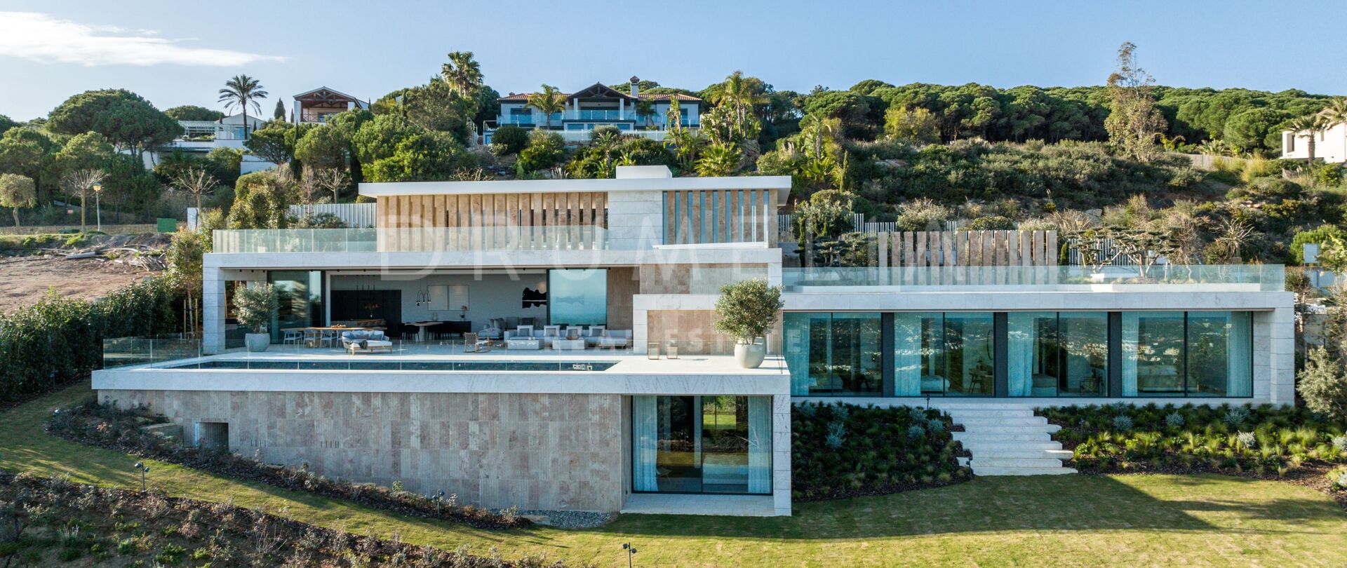 Verfijnde milieuvriendelijke moderne luxe villa in La Reserva de Sotogrande